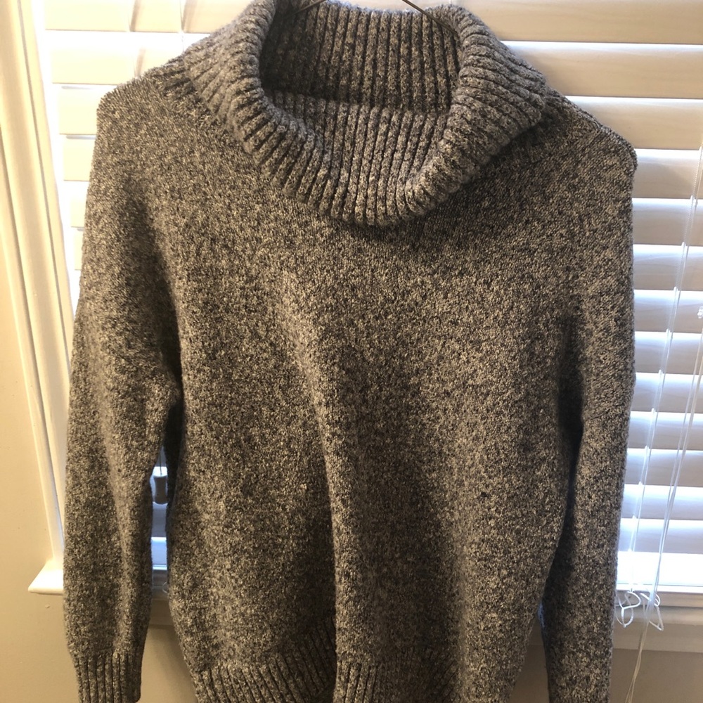 old navy cozy sweater